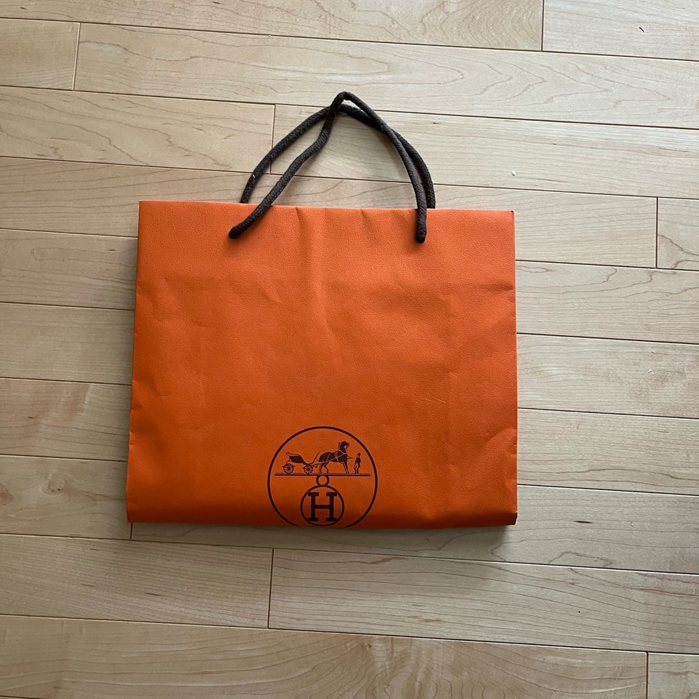 Hermès Paper Bag — Luxury Orange - Classic Designer‘s Paper Bag